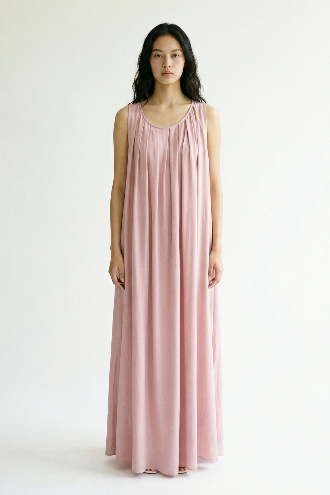 Sleeveless flowing maxi dress CJY3266