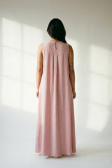 Sleeveless flowing maxi dress CJY3266